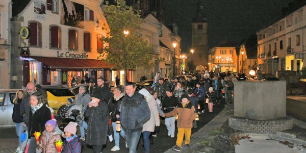 UNE BELLE PARADE POUR LA SAINT-MARTIN