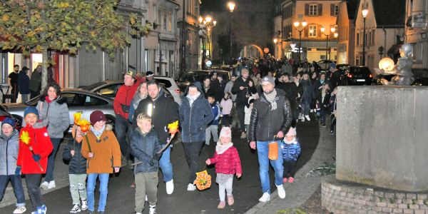 UNE BELLE PARADE POUR LA SAINT-MARTIN