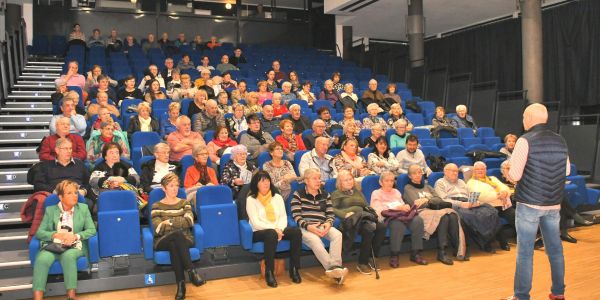 Un Après-Midi Théâtre en Platt à Sarralbe