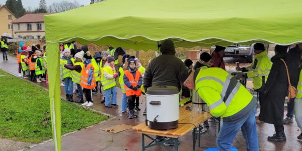 Sortie éducative sur le terrain pour l’école élémentaire de Rech