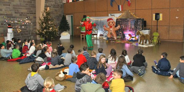 La magie de Saint Nicolas et de l'elfe du Père Noël dans nos écoles