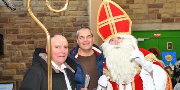 La magie de Saint Nicolas et de l'elfe du Père Noël dans nos écoles