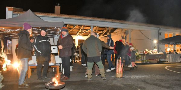 À la recherche du Père Noël : Une soirée magique à Rech