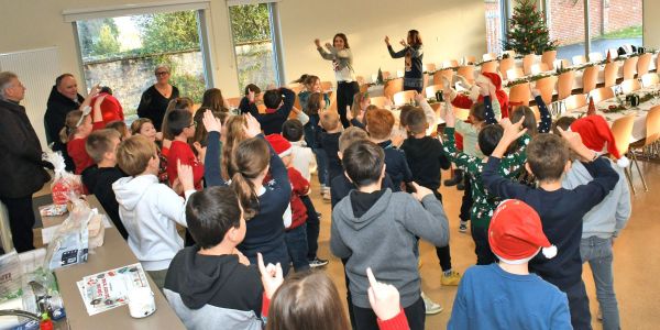 Une visite magique du Père Noël dans nos écoles