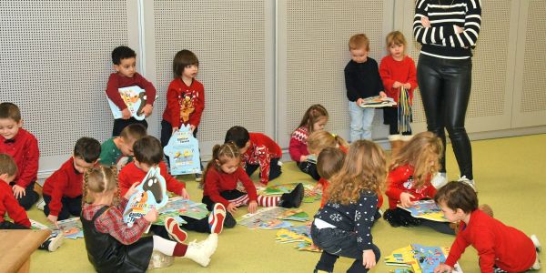 Une visite magique du Père Noël dans nos écoles