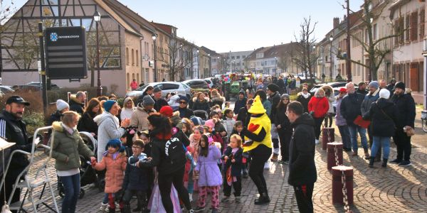 UNE CAVALCADE HAUTE EN COULEURS À SARRALBE