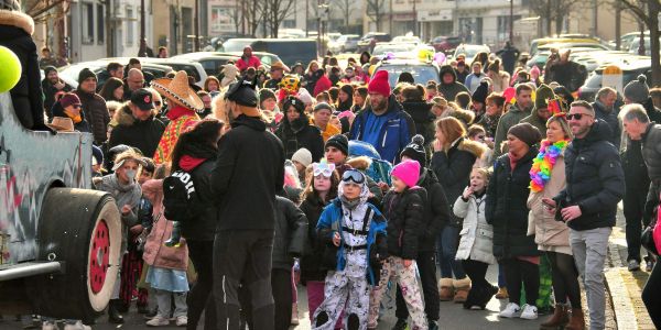 UNE CAVALCADE HAUTE EN COULEURS À SARRALBE