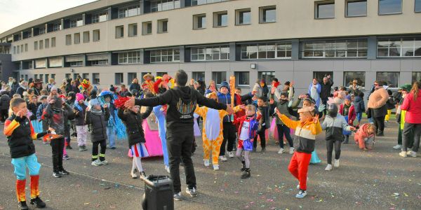 UNE CAVALCADE HAUTE EN COULEURS À SARRALBE