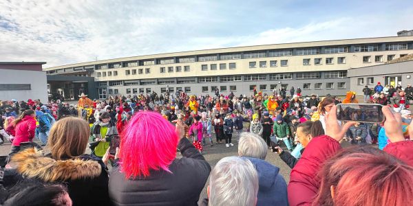 UNE CAVALCADE HAUTE EN COULEURS À SARRALBE