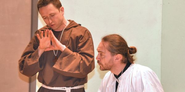 La Troupe de Théâtre en Platt de Grundviller Fait Salle Comble